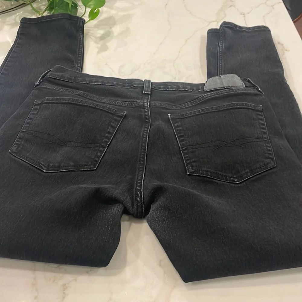 CLASSIC LEVIS HIGH RISE JEANS - Picture 2 of 5